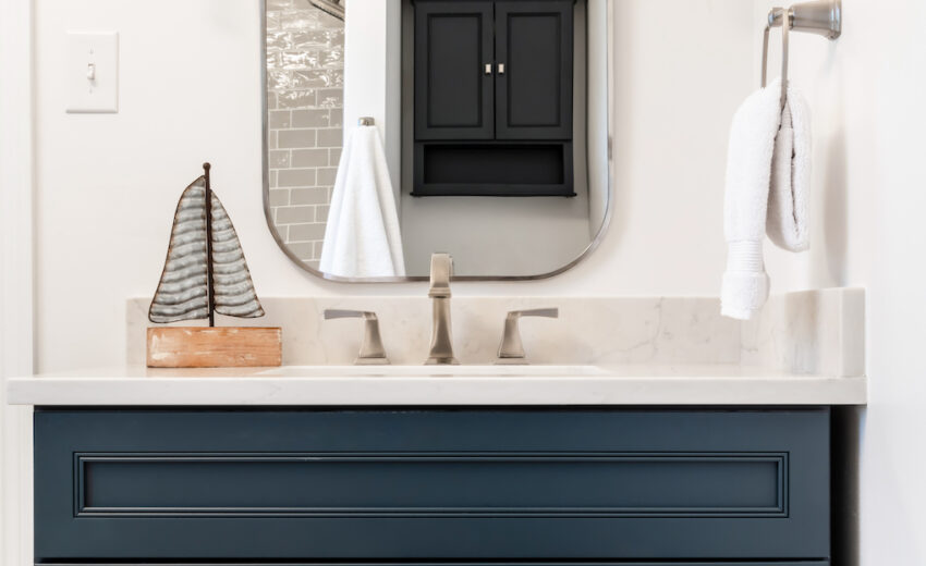 Cute & Coastal Kid's Bath