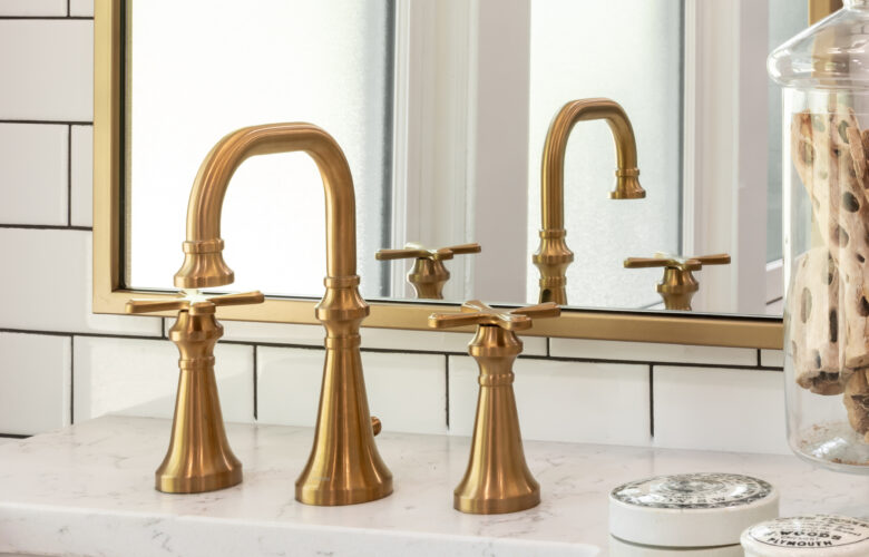 Brass Bathroom Fixtures