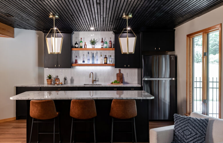 Black & White Home Bar