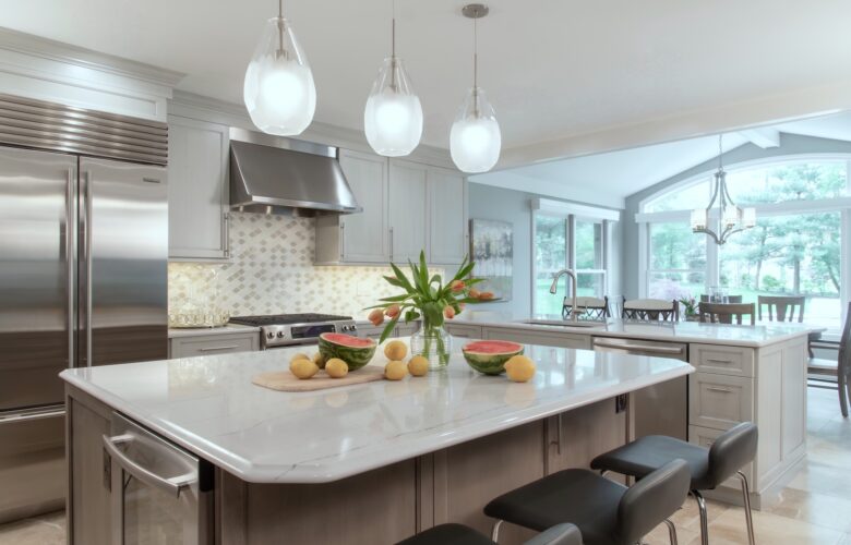 Warm Transitional Kitchen