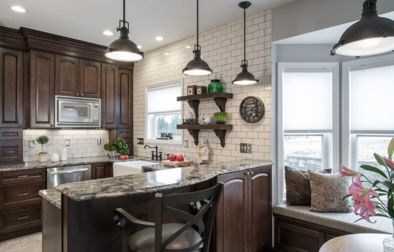 Traditional Warm-Toned Kitchen