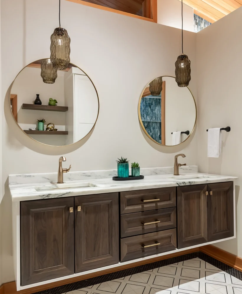 Silverman_Primary_Bath_01