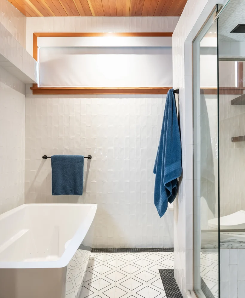 Silverman_Primary_Bath_05