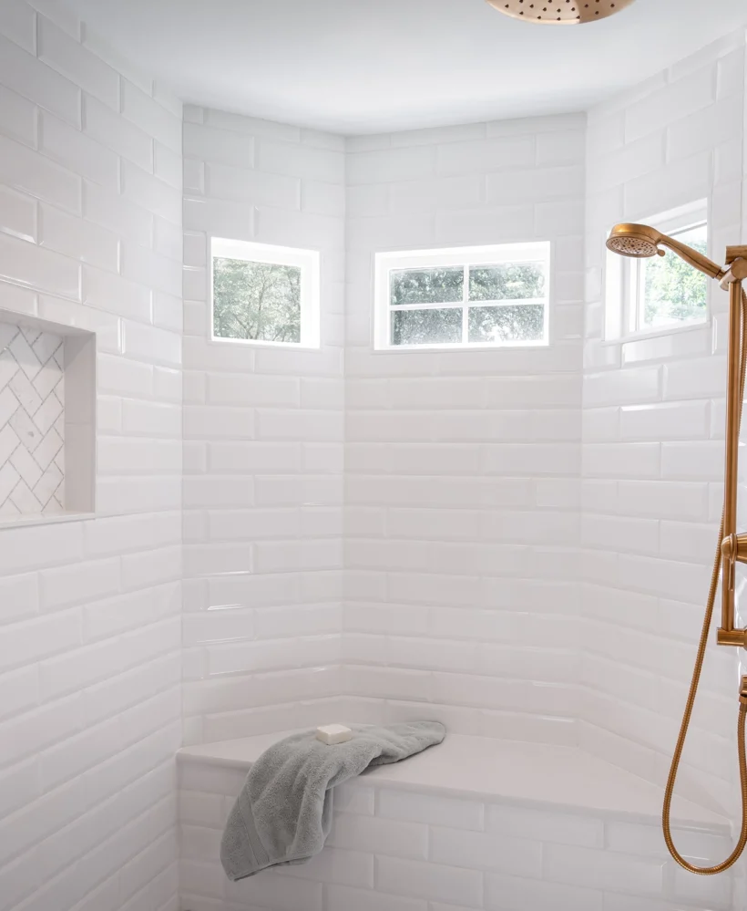Pacific_Main_Bath_013